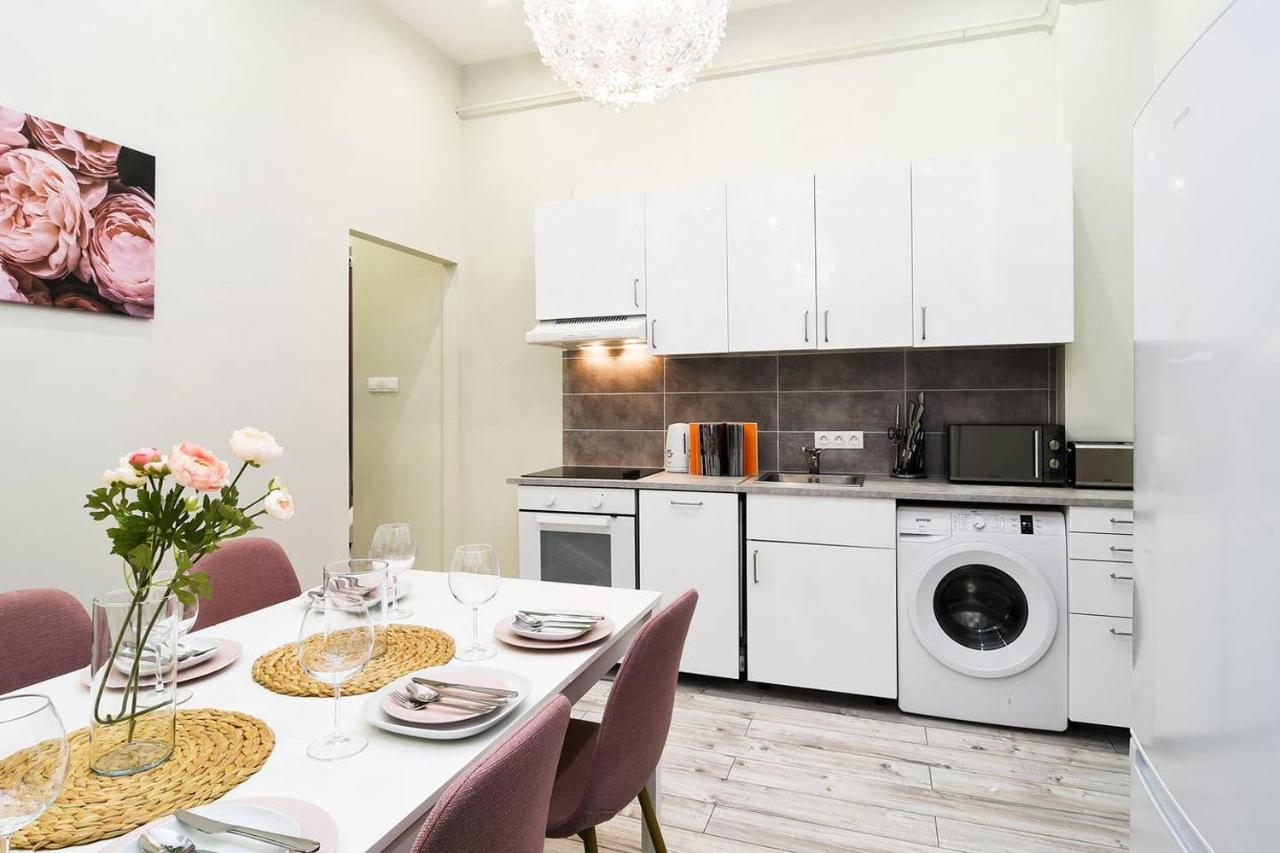 Ultra And Stylish With Ac Budapeszt